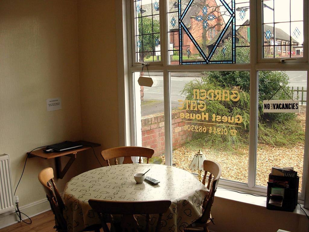 The Garden Gate Guest House Chester Exterior foto